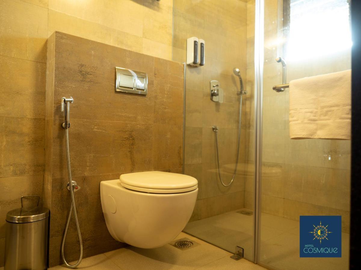 Cosmique Clarks Inn Suites Goa Madgao Buitenkant foto